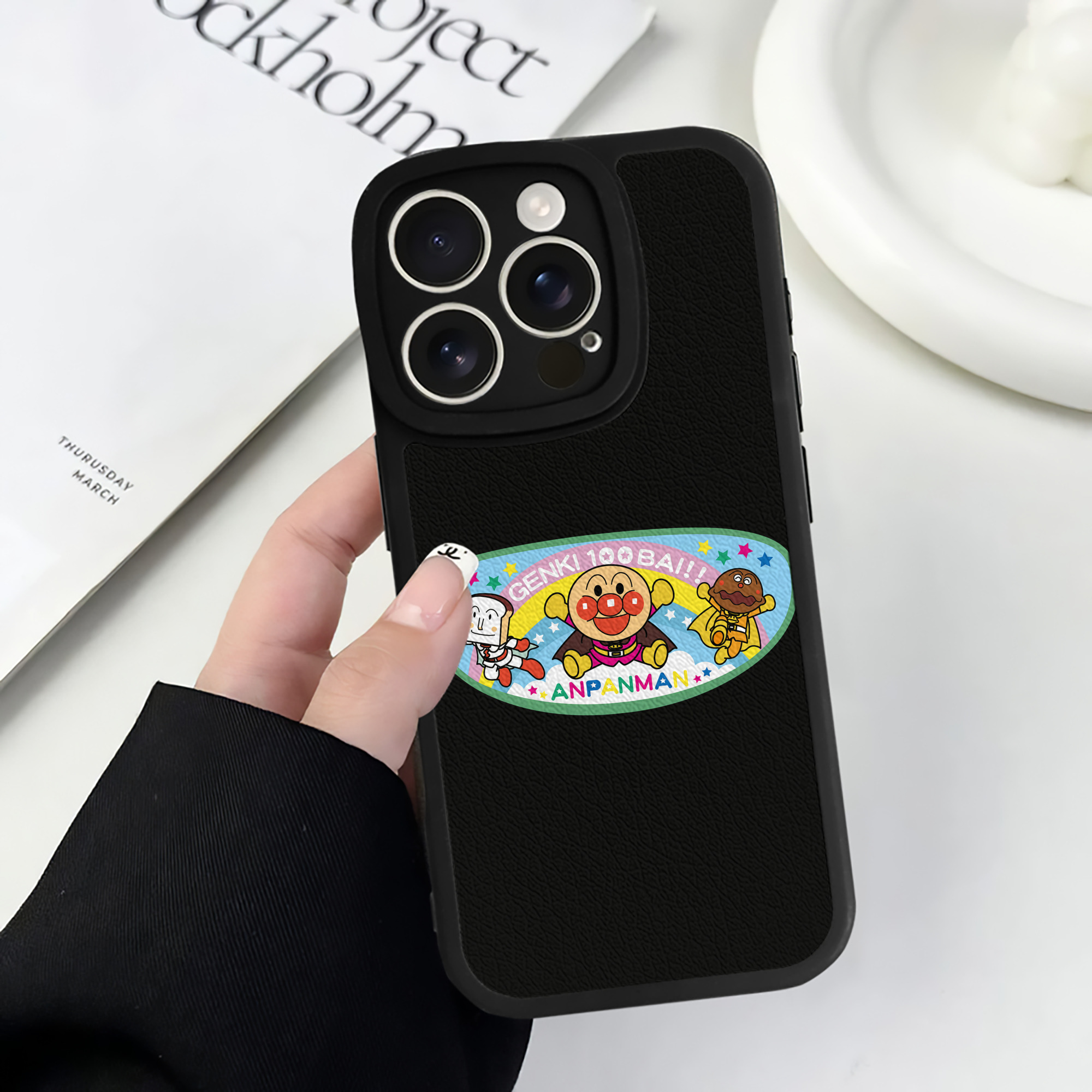 （画像用） アンパンマン Anpanman 【iPhone 16シリーズ対応】シリコンスマホケース（レザー調） 材質：シリコン